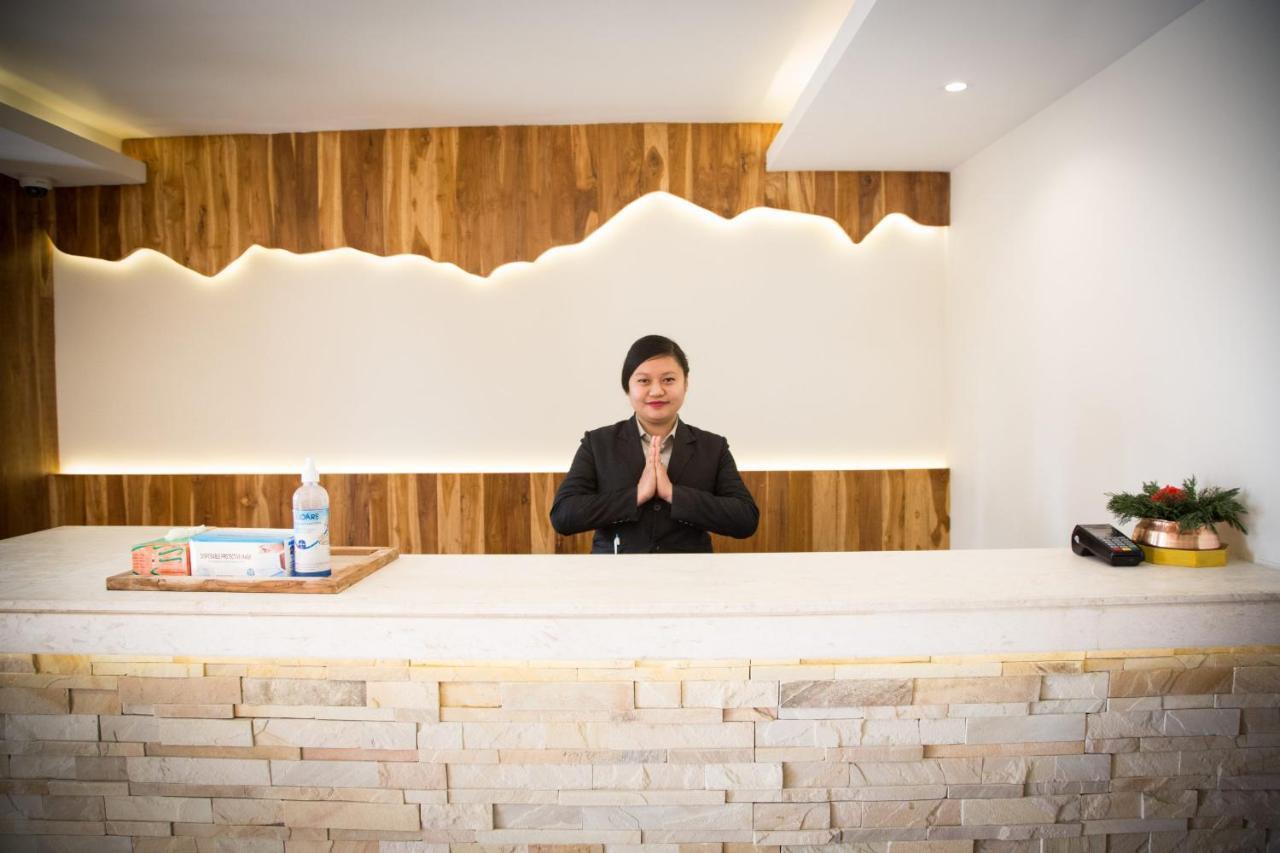 Aabas Pokhara By Barahi Hospitality Otel Dış mekan fotoğraf