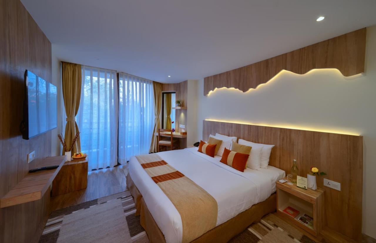 Aabas Pokhara By Barahi Hospitality Otel Dış mekan fotoğraf
